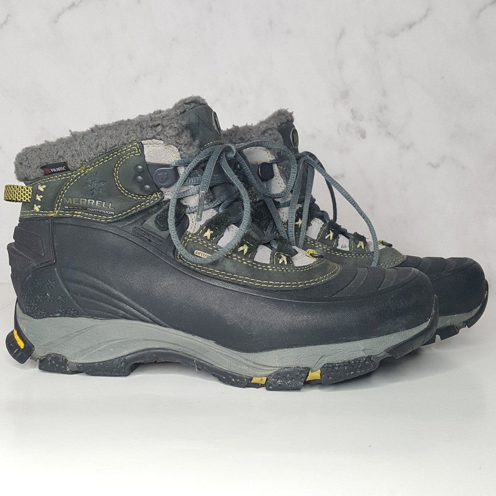 Merrell | 9.5 Waterproof Winter Ankle Snow Boots